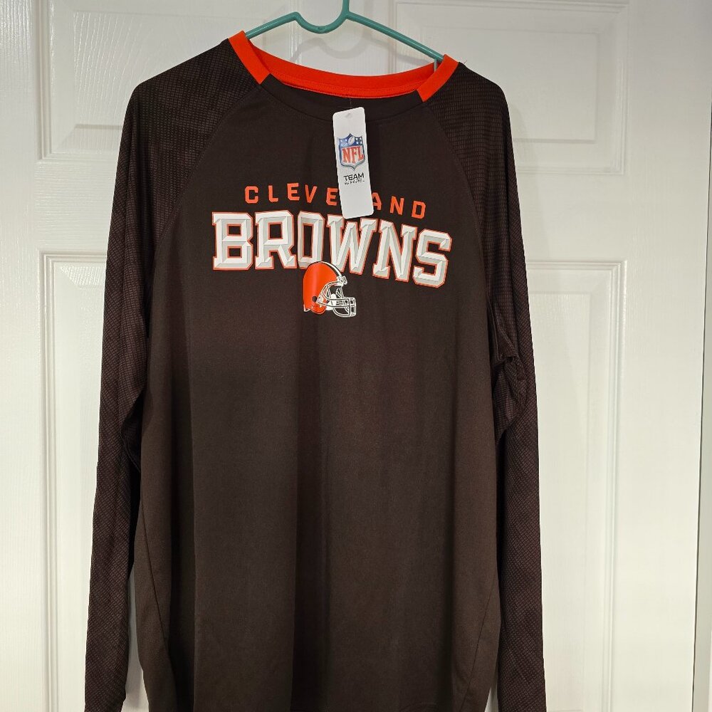 Cleveland Browns Men's NFL Team Apparel LS T-Shirt Polyester Brown Size XL NWT